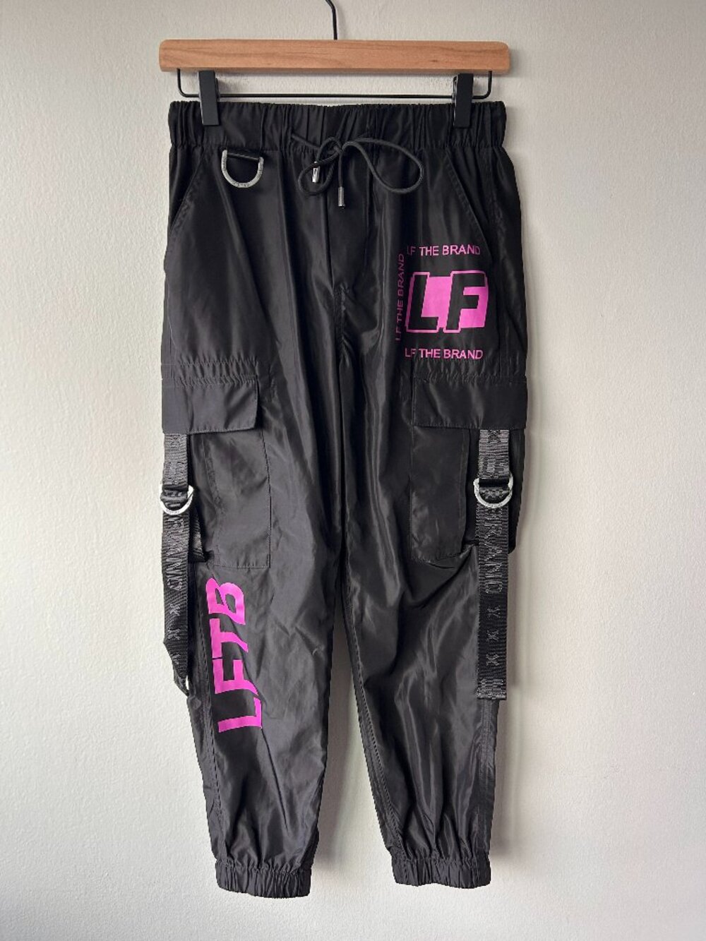 LF The Brand LFTB Nylon Strap Cargo Windbreaker Pants Black Pink Size XS